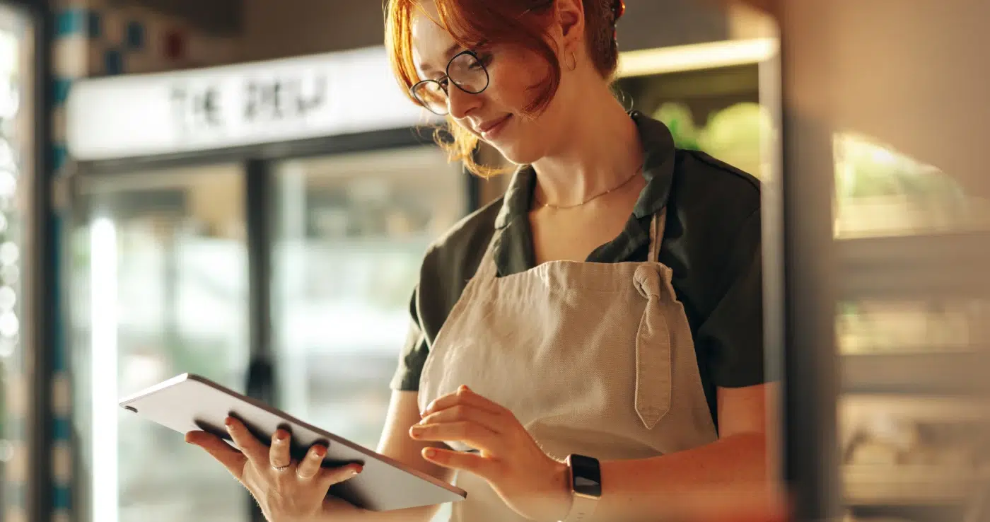 Avis clients établissements : comment améliorer les étapes de collecte, de modération et de diffusion ?